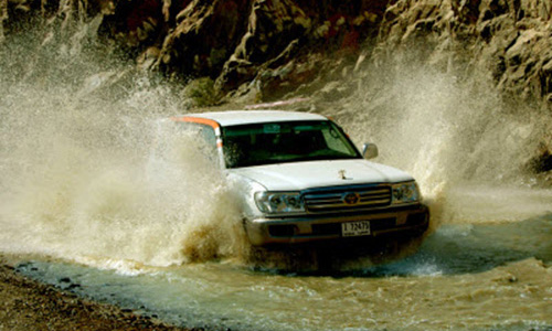 dubai-hatta-mountain-safari-front