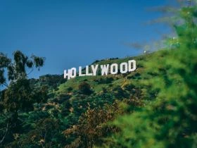 hollywood sign